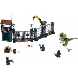 Dilophosaurus Outpost Attack
