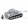 COBI Немецкий тяжелый танк Tiger 1 с одной фигуркой человека. COBI 3000B.