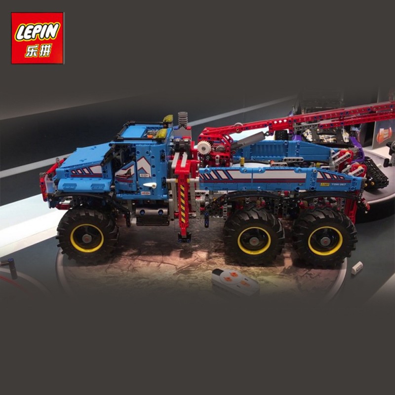20056 Lepin Аварийный внедорожник 6х6 20056 Lepin Аварийный внедорожник 6х6