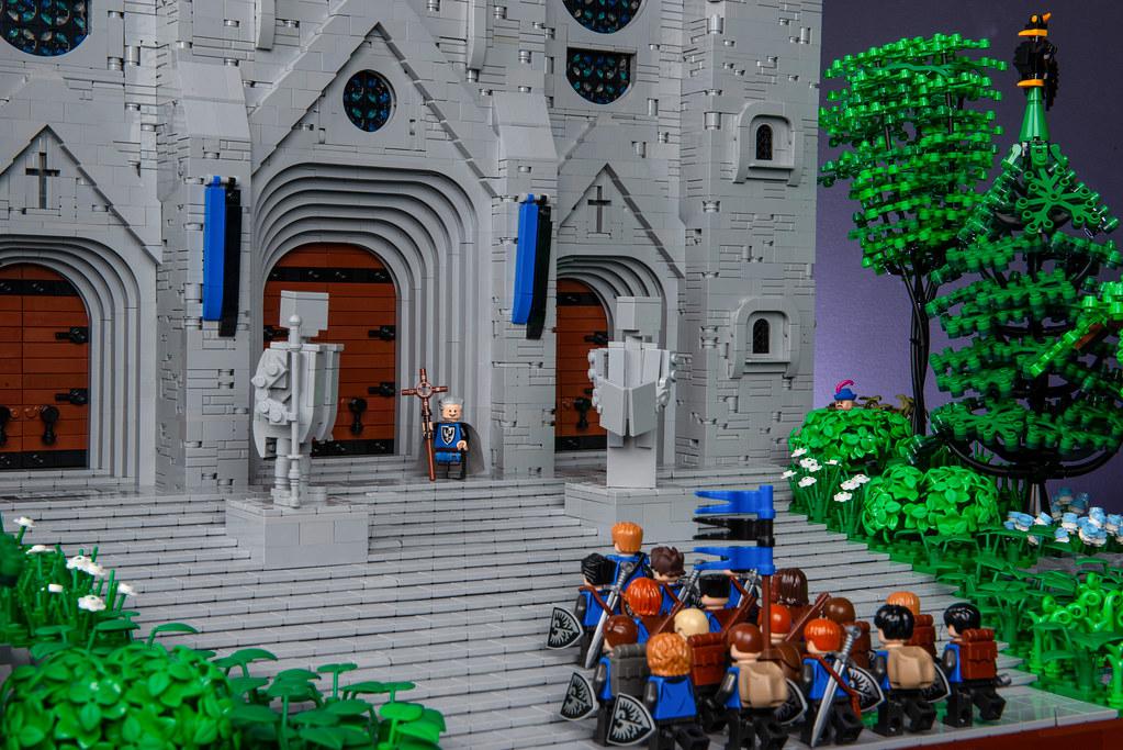 Авторская модель эпического монастыря из «кирпичиков» LEGO поражает своей красотой и изяществом