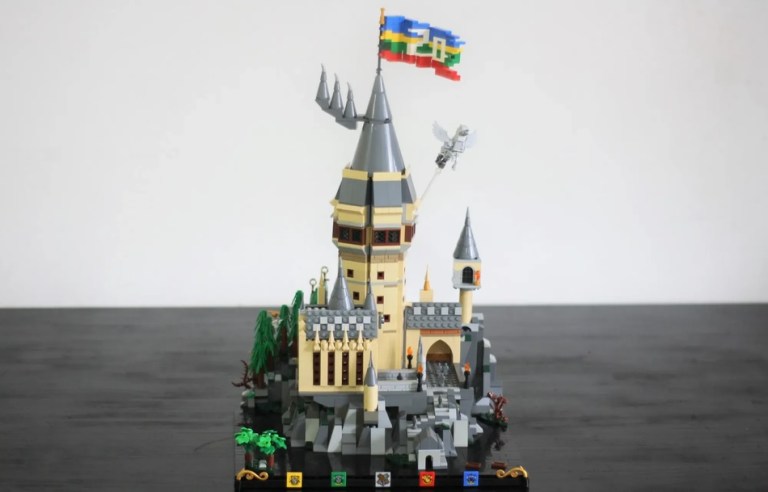 76391 LEGO «Значки Хогвартса»